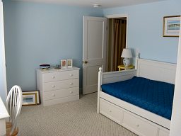 Master Bedroom Twin Trundle